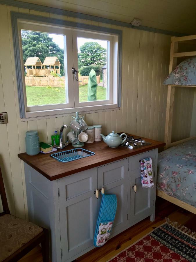 Bluebell Lane Glamping Hotel Newry Esterno foto